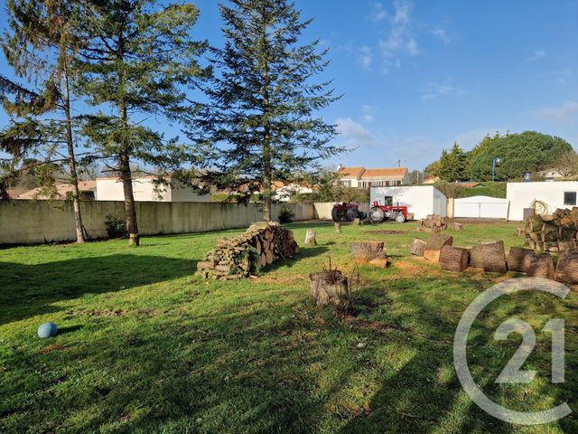 terrain à vendre - 610.0 m2 - VAIRE - 85 - PAYS-DE-LOIRE - Century 21 Bleu Marine