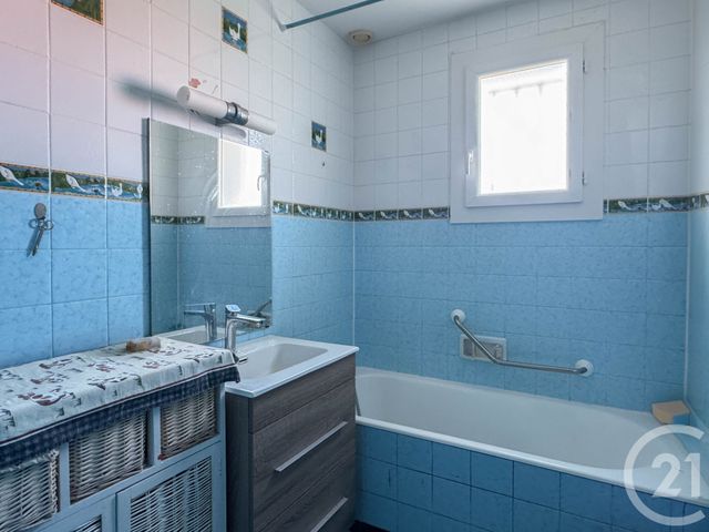 maison à vendre - 5 pièces - 79.65 m2 - OLONNE SUR MER - 85 - PAYS-DE-LOIRE - Century 21 Bleu Marine