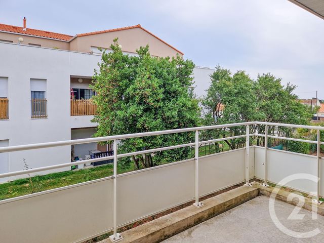 Appartement T3 à vendre - 3 pièces - 58.4 m2 - OLONNE SUR MER - 85 - PAYS-DE-LOIRE - Century 21 Bleu Marine