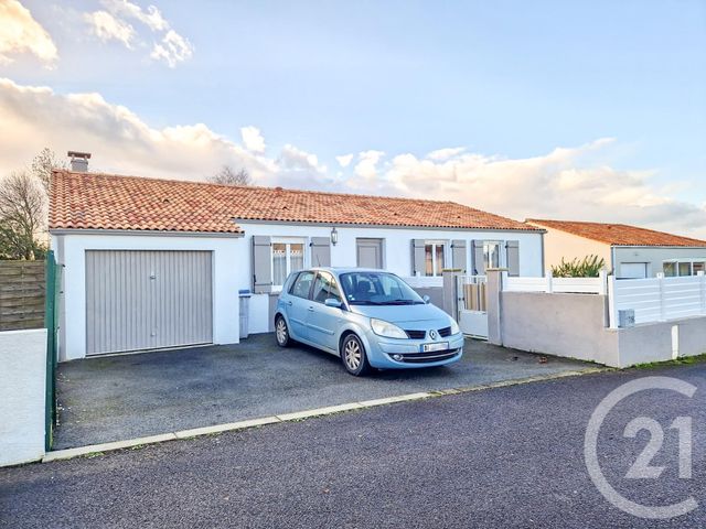 maison à vendre - 5 pièces - 100.21 m2 - ST MATHURIN - 85 - PAYS-DE-LOIRE - Century 21 Bleu Marine