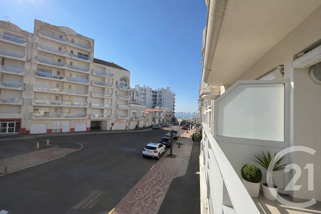 Appartement T2 à louer - 2 pièces - 43.43 m2 - LES SABLES D OLONNE - 85 - PAYS-DE-LOIRE - Century 21 Bleu Marine