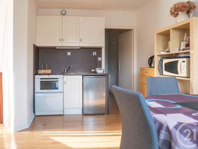 Afficher la photo en grand Appartement F1 bis à vendre - 2 pièces - 30.93 m2 - LES SABLES D OLONNE - 85 - PAYS-DE-LOIRE - Century 21 Bleu Marine