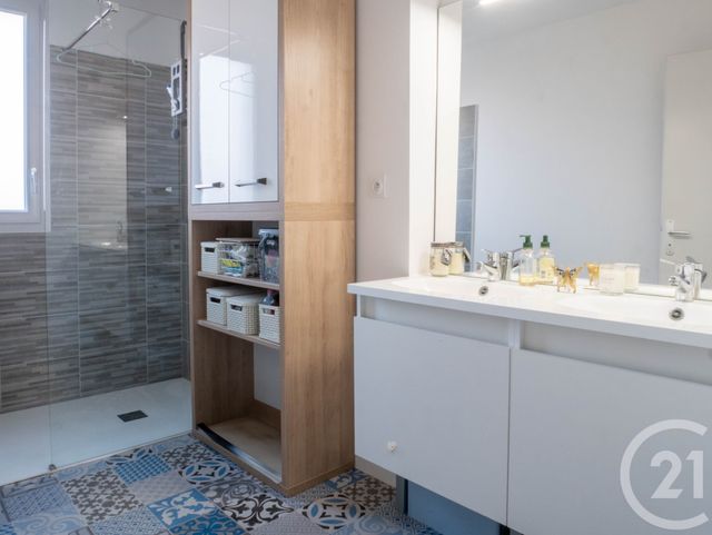 Appartement F4 à vendre - 4 pièces - 79.5 m2 - OLONNE SUR MER - 85 - PAYS-DE-LOIRE - Century 21 Bleu Marine