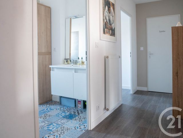 Appartement F4 à vendre - 4 pièces - 79.5 m2 - OLONNE SUR MER - 85 - PAYS-DE-LOIRE - Century 21 Bleu Marine