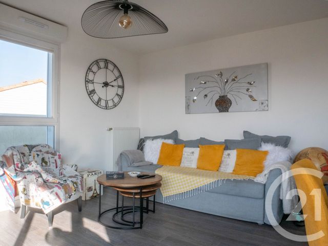 Appartement F4 à vendre - 4 pièces - 79.5 m2 - OLONNE SUR MER - 85 - PAYS-DE-LOIRE - Century 21 Bleu Marine
