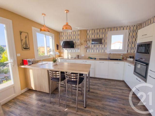 maison à vendre - 6 pièces - 142.4 m2 - OLONNE SUR MER - 85 - PAYS-DE-LOIRE - Century 21 Bleu Marine