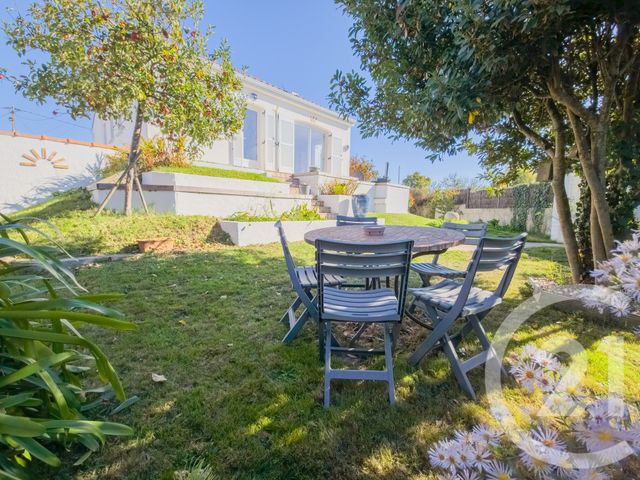 maison à vendre - 6 pièces - 142.4 m2 - OLONNE SUR MER - 85 - PAYS-DE-LOIRE - Century 21 Bleu Marine