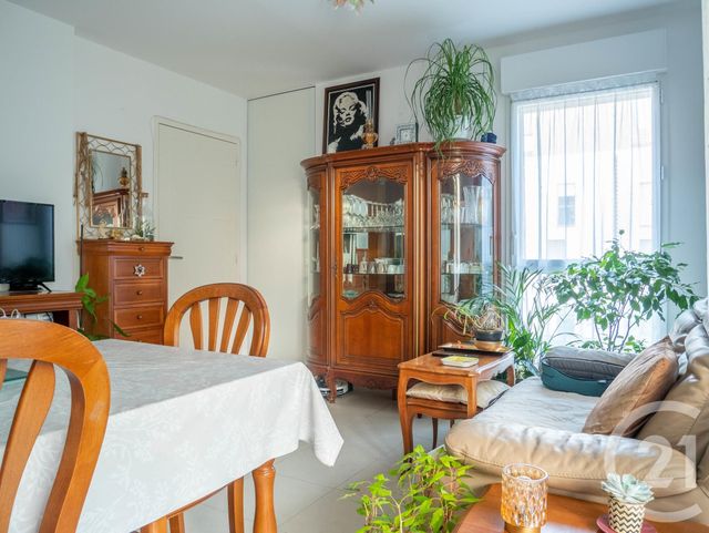 Appartement T2 à vendre - 3 pièces - 41.41 m2 - OLONNE SUR MER - 85 - PAYS-DE-LOIRE - Century 21 Bleu Marine