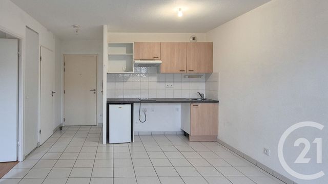 Appartement T2 à vendre - 2 pièces - 40.95 m2 - OLONNE SUR MER - 85 - PAYS-DE-LOIRE - Century 21 Bleu Marine
