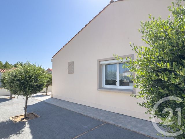 maison à vendre - 6 pièces - 142.19 m2 - LES SABLES D OLONNE - 85 - PAYS-DE-LOIRE - Century 21 Bleu Marine
