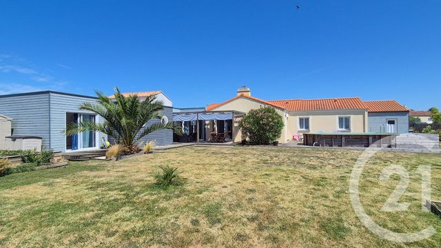 maison à vendre - 10 pièces - 190.77 m2 - L ILE D OLONNE - 85 - PAYS-DE-LOIRE - Century 21 Bleu Marine