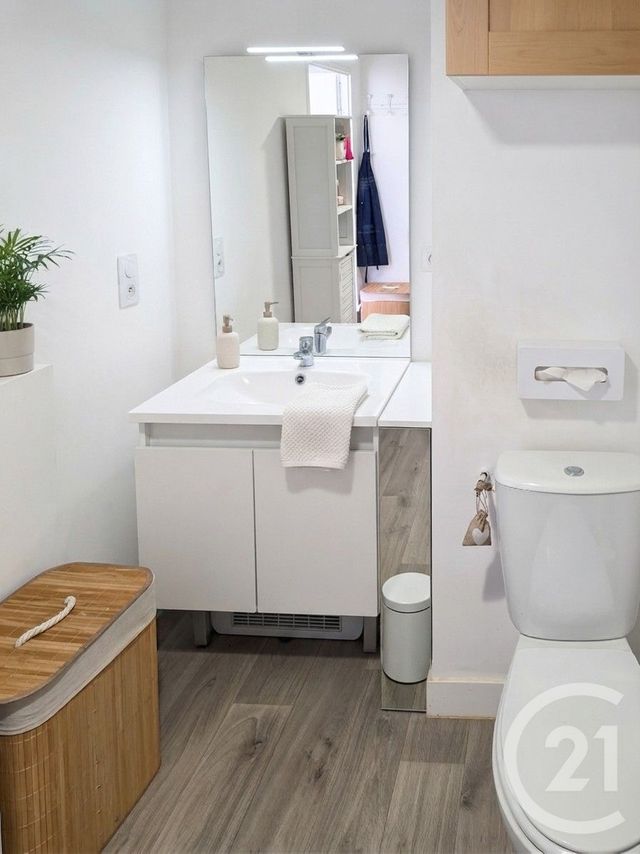 Appartement T2 à vendre - 2 pièces - 43.99 m2 - OLONNE SUR MER - 85 - PAYS-DE-LOIRE - Century 21 Bleu Marine