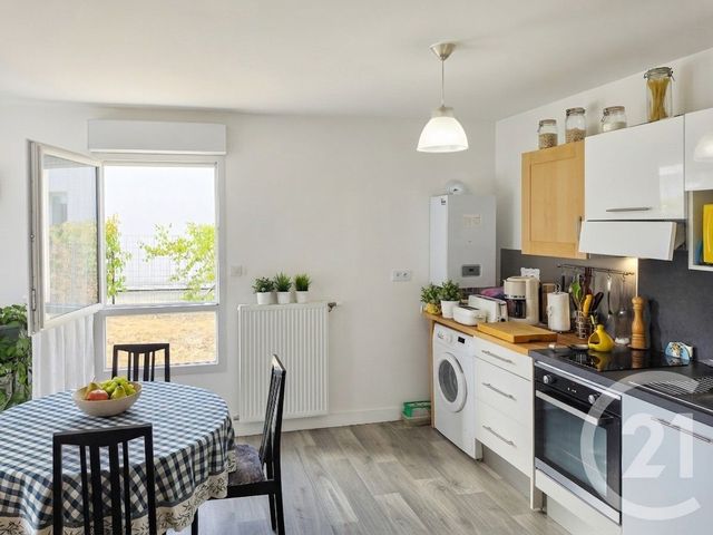 Appartement T2 à vendre - 2 pièces - 43.99 m2 - OLONNE SUR MER - 85 - PAYS-DE-LOIRE - Century 21 Bleu Marine