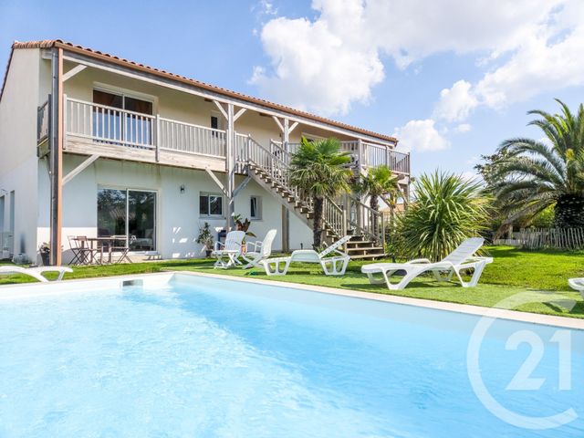 maison à vendre - 6 pièces - 180.21 m2 - OLONNE SUR MER - 85 - PAYS-DE-LOIRE - Century 21 Bleu Marine