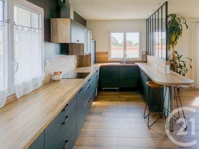 maison à vendre - 6 pièces - 180.21 m2 - OLONNE SUR MER - 85 - PAYS-DE-LOIRE - Century 21 Bleu Marine