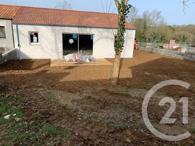 Maison à louer TALMONT ST HILAIRE