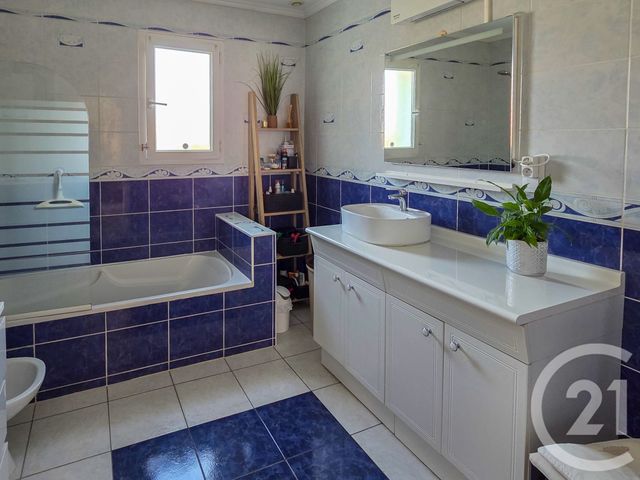 maison à vendre - 5 pièces - 139.0 m2 - OLONNE SUR MER - 85 - PAYS-DE-LOIRE - Century 21 Bleu Marine