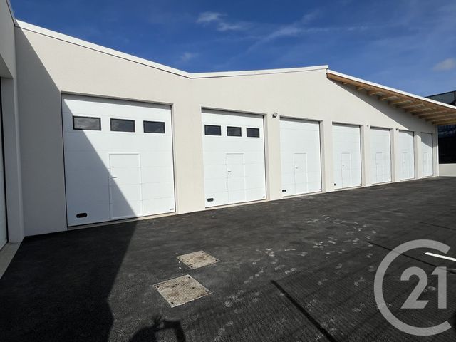 parking à louer - 35.0 m2 - OLONNE SUR MER - 85 - PAYS-DE-LOIRE - Century 21 Bleu Marine