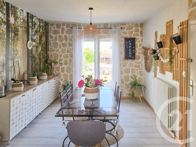 maison à vendre - 7 pièces - 105.3 m2 - ST MATHURIN - 85 - PAYS-DE-LOIRE - Century 21 Bleu Marine