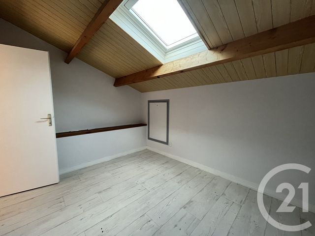 Appartement T3 à louer - 3 pièces - 54.43 m2 - LES SABLES D OLONNE - 85 - PAYS-DE-LOIRE - Century 21 Bleu Marine