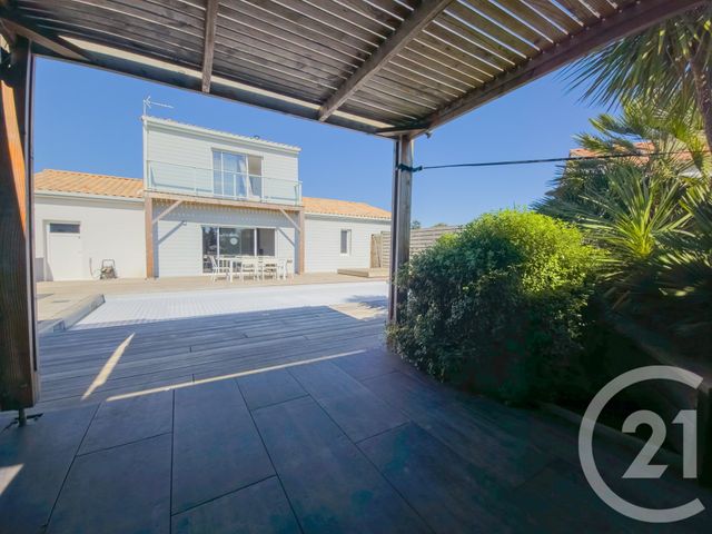 maison à vendre - 4 pièces - 116.0 m2 - VAIRE - 85 - PAYS-DE-LOIRE - Century 21 Bleu Marine