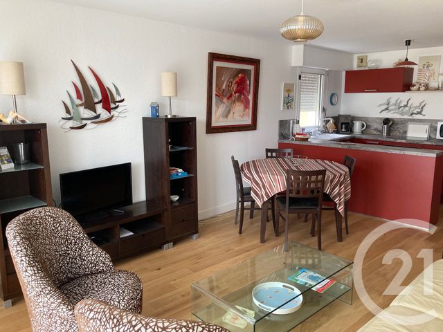 Appartement T3 à louer - 3 pièces - 56.5 m2 - LES SABLES D OLONNE - 85 - PAYS-DE-LOIRE - Century 21 Bleu Marine