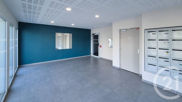 Afficher la photo en grand Appartement T4 à louer - 4 pièces - 86.34 m2 - OLONNE SUR MER - 85 - PAYS-DE-LOIRE - Century 21 Bleu Marine
