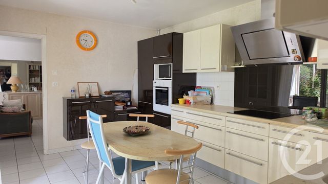 maison à vendre - 6 pièces - 123.52 m2 - OLONNE SUR MER - 85 - PAYS-DE-LOIRE - Century 21 Bleu Marine