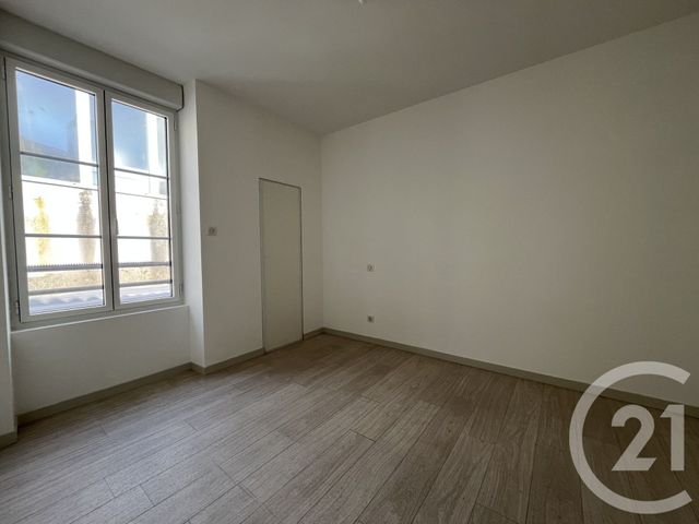 Appartement T8 à louer - 7 pièces - 142.9 m2 - LES SABLES D OLONNE - 85 - PAYS-DE-LOIRE - Century 21 Bleu Marine