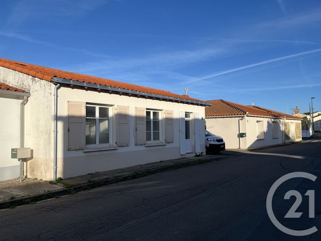 maison à louer - 3 pièces - 59.56 m2 - TALMONT ST HILAIRE - 85 - PAYS-DE-LOIRE - Century 21 Bleu Marine
