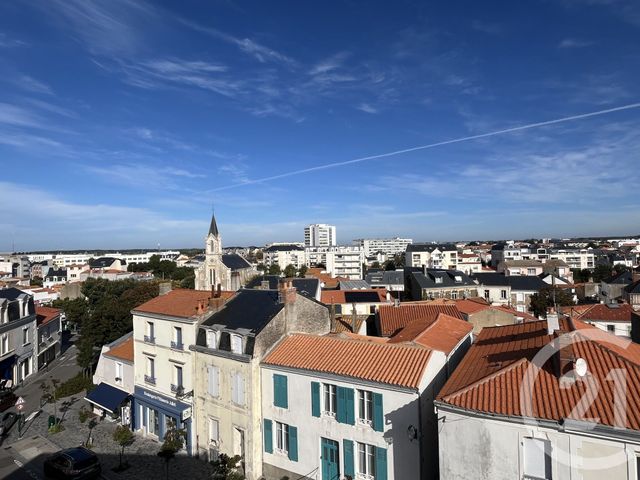 Appartement T2 à louer - 2 pièces - 44.34 m2 - LES SABLES D OLONNE - 85 - PAYS-DE-LOIRE - Century 21 Bleu Marine