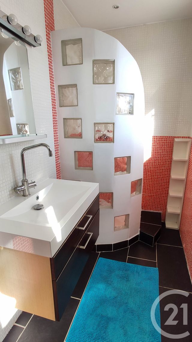 Appartement T2 à louer - 2 pièces - 44.34 m2 - LES SABLES D OLONNE - 85 - PAYS-DE-LOIRE - Century 21 Bleu Marine