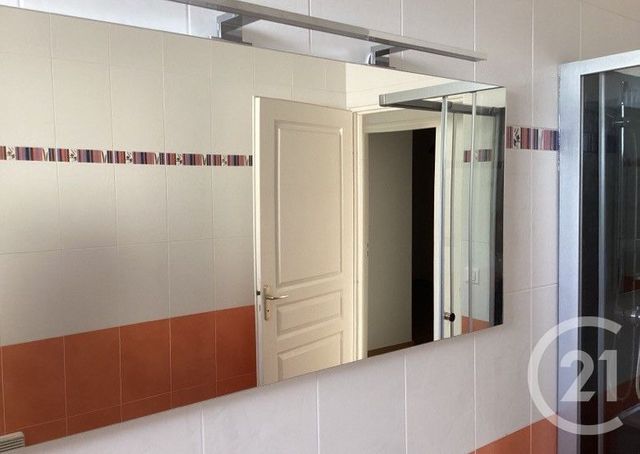 maison à louer - 4 pièces - 100.96 m2 - OLONNE SUR MER - 85 - PAYS-DE-LOIRE - Century 21 Bleu Marine