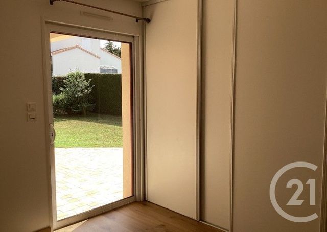 maison à louer - 4 pièces - 100.96 m2 - OLONNE SUR MER - 85 - PAYS-DE-LOIRE - Century 21 Bleu Marine