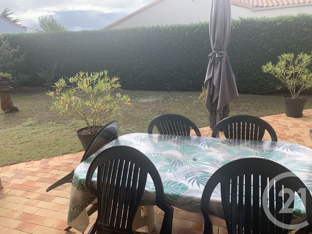 maison à louer - 4 pièces - 100.96 m2 - OLONNE SUR MER - 85 - PAYS-DE-LOIRE - Century 21 Bleu Marine