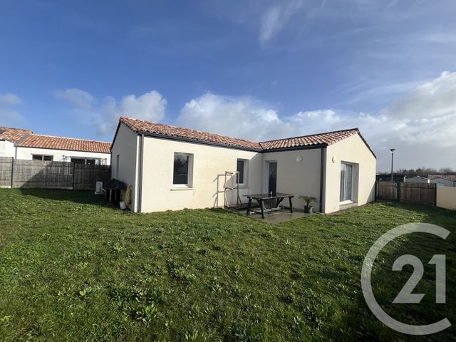 Maison à louer TALMONT ST HILAIRE