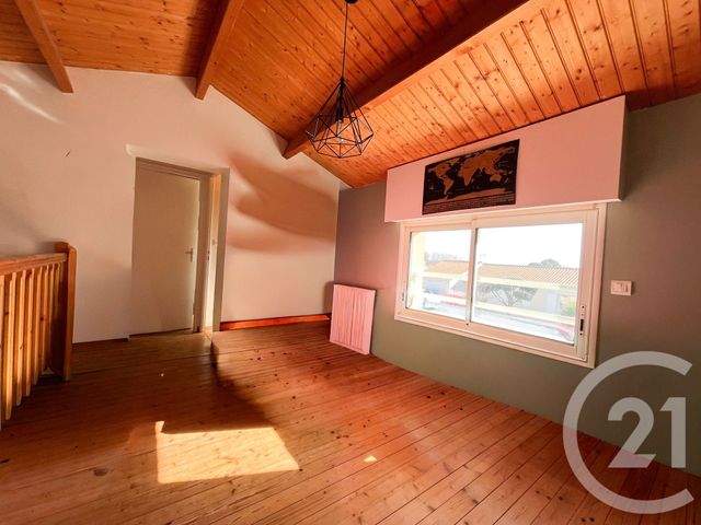 maison à louer - 5 pièces - 124.38 m2 - CHATEAU D OLONNE - 85 - PAYS-DE-LOIRE - Century 21 Bleu Marine