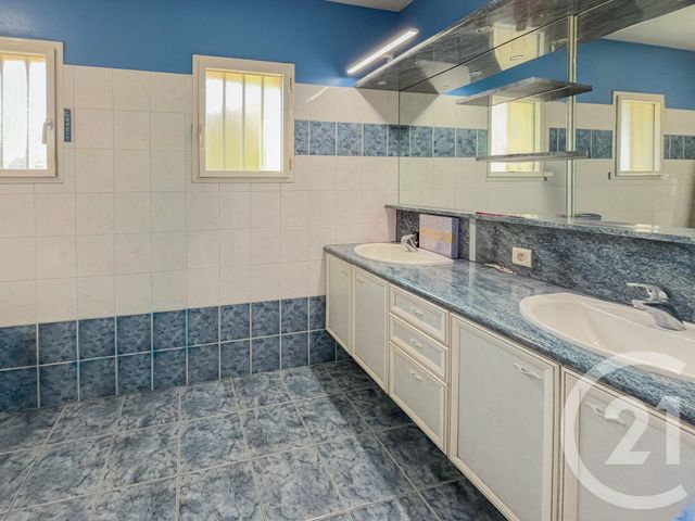 maison à louer - 5 pièces - 124.38 m2 - CHATEAU D OLONNE - 85 - PAYS-DE-LOIRE - Century 21 Bleu Marine