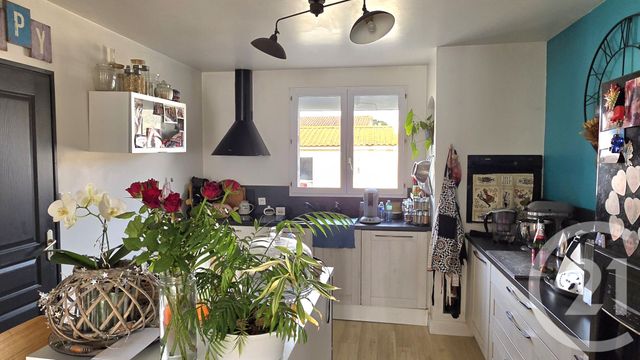 maison à vendre - 7 pièces - 153.95 m2 - VAIRE - 85 - PAYS-DE-LOIRE - Century 21 Bleu Marine