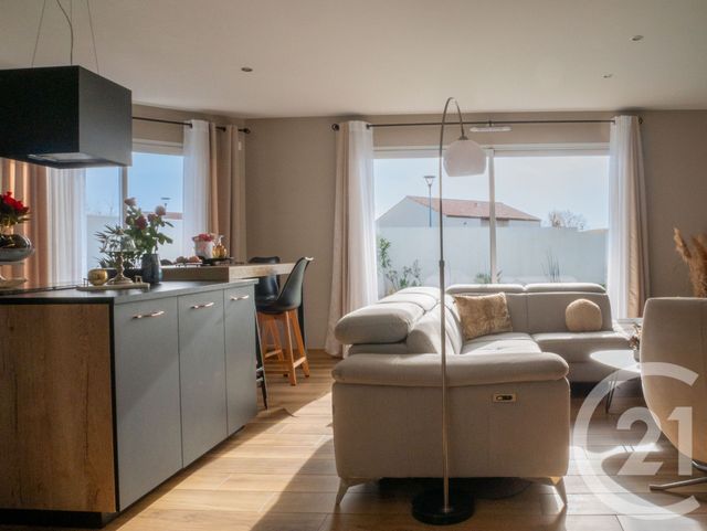 maison à vendre - 5 pièces - 112.07 m2 - VAIRE - 85 - PAYS-DE-LOIRE - Century 21 Bleu Marine