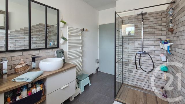 maison à vendre - 4 pièces - 110.0 m2 - OLONNE SUR MER - 85 - PAYS-DE-LOIRE - Century 21 Bleu Marine