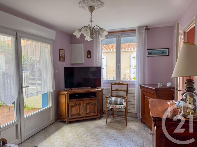 maison à vendre - 6 pièces - 157.15 m2 - L ILE D OLONNE - 85 - PAYS-DE-LOIRE - Century 21 Bleu Marine