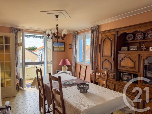 maison à vendre - 6 pièces - 157.15 m2 - L ILE D OLONNE - 85 - PAYS-DE-LOIRE - Century 21 Bleu Marine