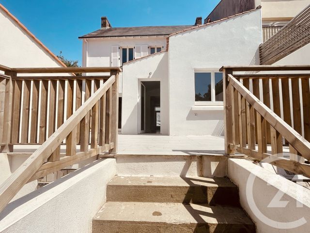 maison à louer - 6 pièces - 133.65 m2 - CHATEAU D OLONNE - 85 - PAYS-DE-LOIRE - Century 21 Bleu Marine