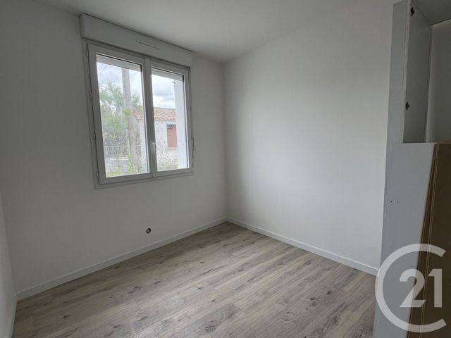 maison à louer - 3 pièces - 65.09 m2 - TALMONT ST HILAIRE - 85 - PAYS-DE-LOIRE - Century 21 Bleu Marine