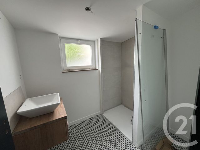 maison à louer - 3 pièces - 65.09 m2 - TALMONT ST HILAIRE - 85 - PAYS-DE-LOIRE - Century 21 Bleu Marine