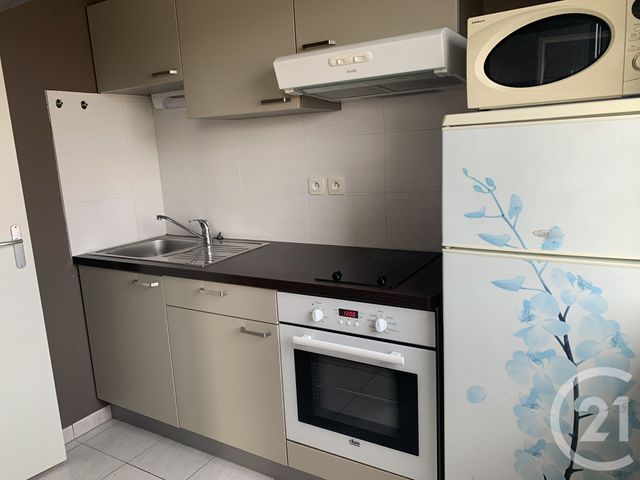 Appartement T2 à louer - 2 pièces - 45.2 m2 - CHATEAU D OLONNE - 85 - PAYS-DE-LOIRE - Century 21 Bleu Marine