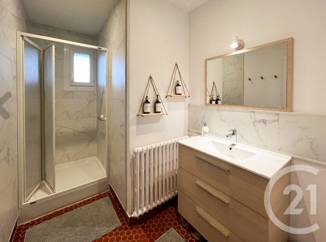 maison à louer - 5 pièces - 92.95 m2 - OLONNE SUR MER - 85 - PAYS-DE-LOIRE - Century 21 Bleu Marine