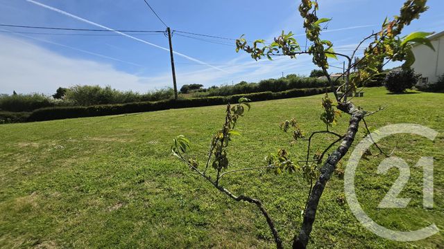 terrain à vendre - 811.0 m2 - VAIRE - 85 - PAYS-DE-LOIRE - Century 21 Bleu Marine