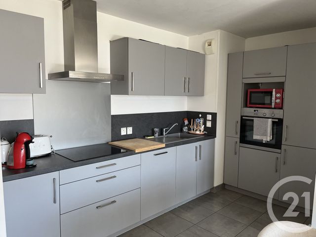 Appartement T4 à louer - 4 pièces - 87.08 m2 - LES SABLES D OLONNE - 85 - PAYS-DE-LOIRE - Century 21 Bleu Marine